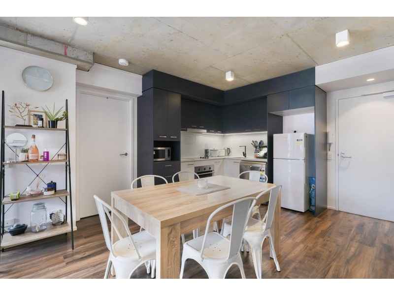 206/190 Varsity Parade, Varsity Lakes QLD 4227