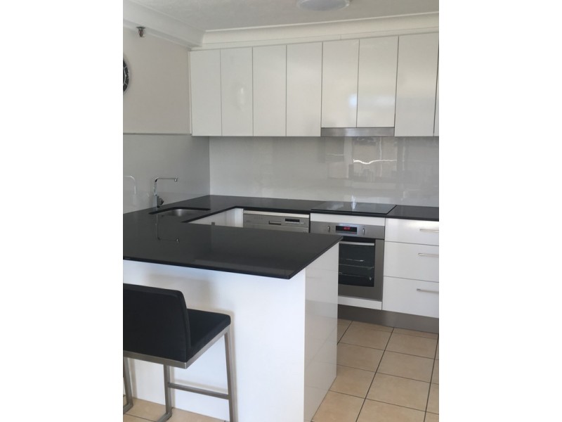 4/35 Broadbeach Boulevard, Broadbeach QLD 4218
