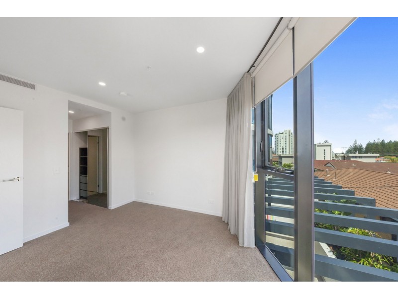 306/28 Second Avenue, Broadbeach QLD 4218