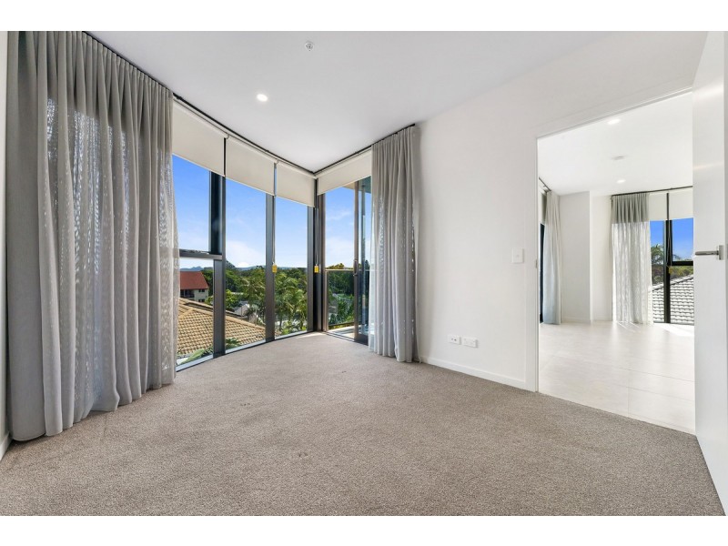 306/28 Second Avenue, Broadbeach QLD 4218