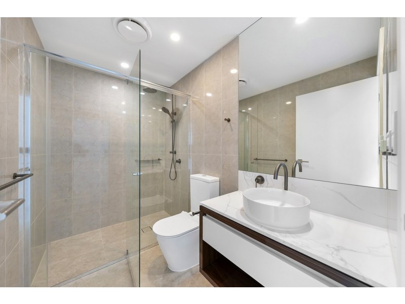 306/28 Second Avenue, Broadbeach QLD 4218