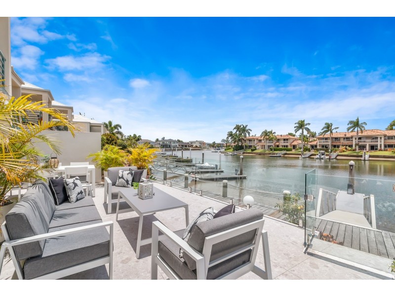 39/3 Lee Road, Runaway Bay QLD 4216