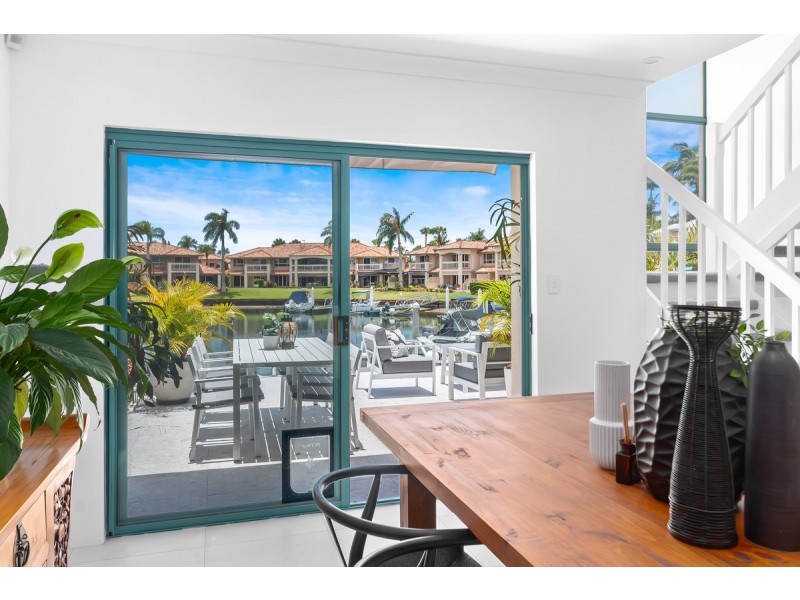 39/3 Lee Road, Runaway Bay QLD 4216