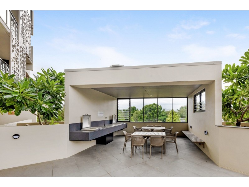 106/601 Glades Drive, Robina QLD 4226