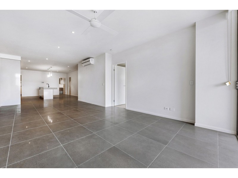 106/601 Glades Drive, Robina QLD 4226