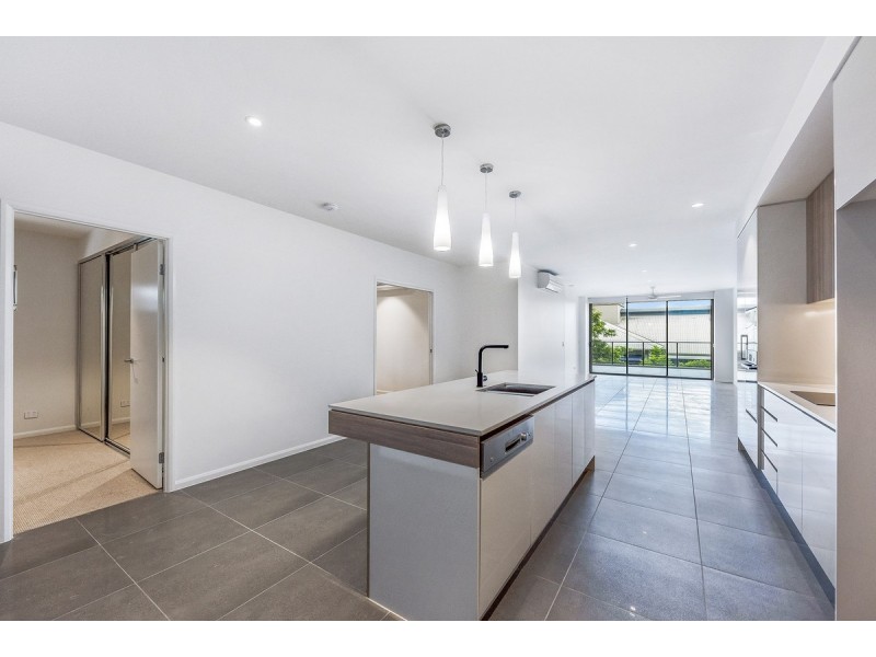 106/601 Glades Drive, Robina QLD 4226