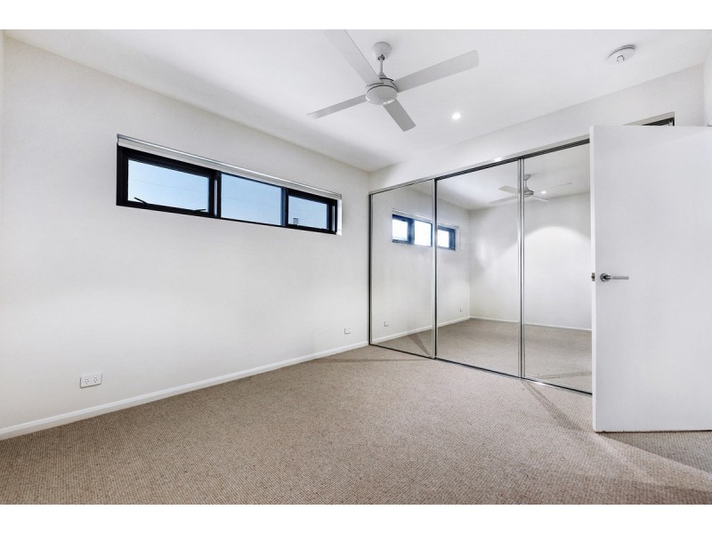 106/601 Glades Drive, Robina QLD 4226
