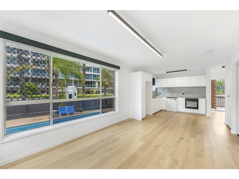 1/27 Enderley Avenue, Surfers Paradise QLD 4217