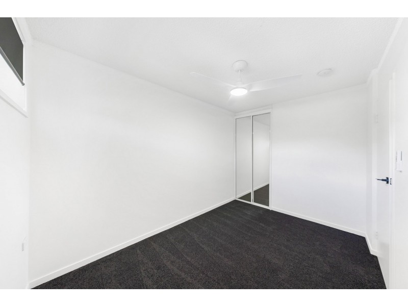 1/27 Enderley Avenue, Surfers Paradise QLD 4217
