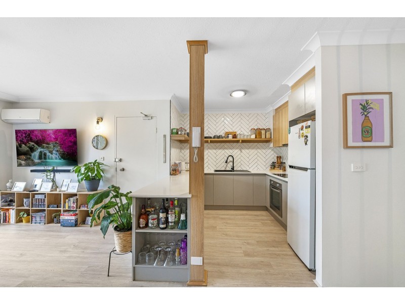 21/23 Wharf Road, Surfers Paradise QLD 4217