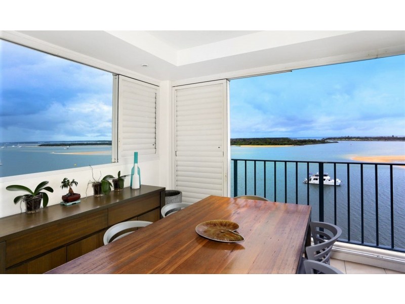 94/326 Marine Parade, Labrador QLD 4215