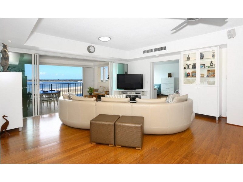 94/326 Marine Parade, Labrador QLD 4215