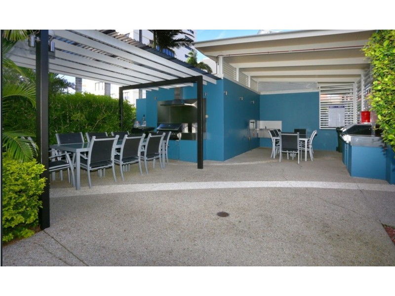 94/326 Marine Parade, Labrador QLD 4215