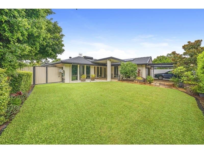 182 Tallebudgera Drive, Palm Beach QLD 4221
