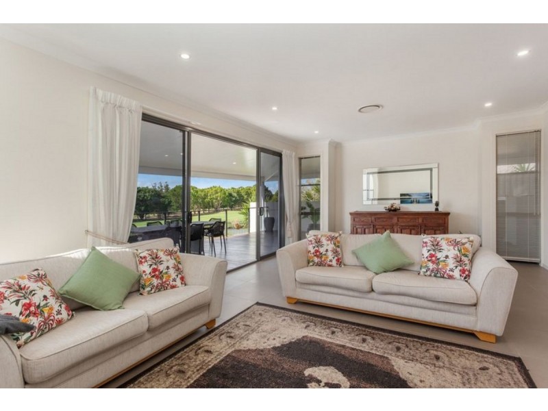 1/22 Andromeda Parade, Robina QLD 4226