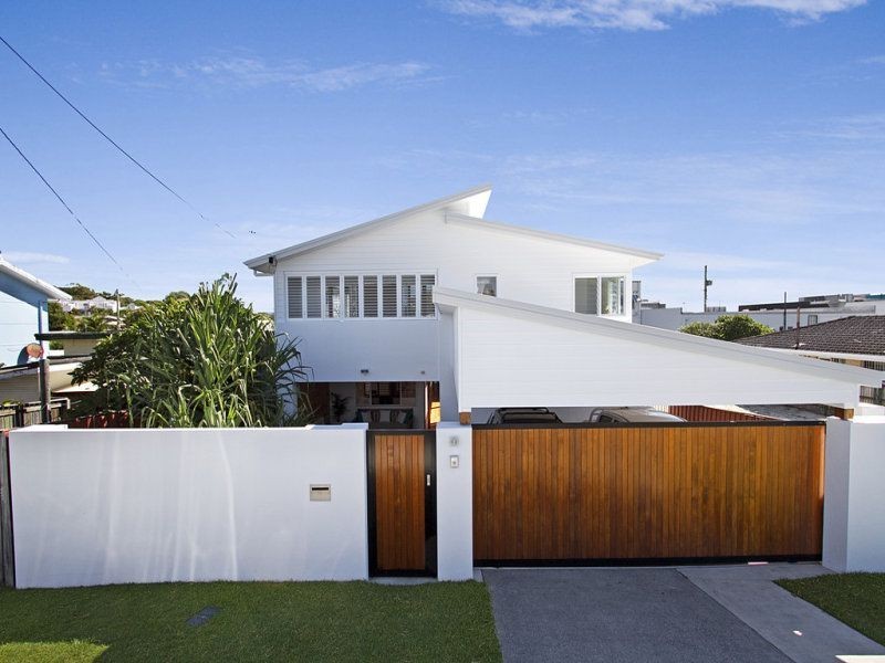 22 Petrel Avenue, Mermaid Beach QLD 4218