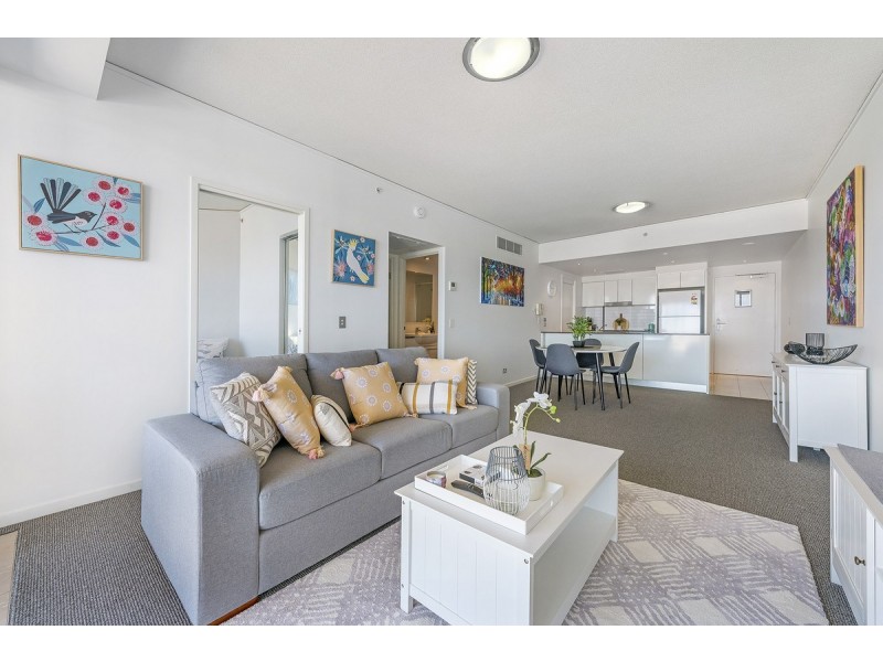 2010/22 Surf Parade, Broadbeach QLD 4218