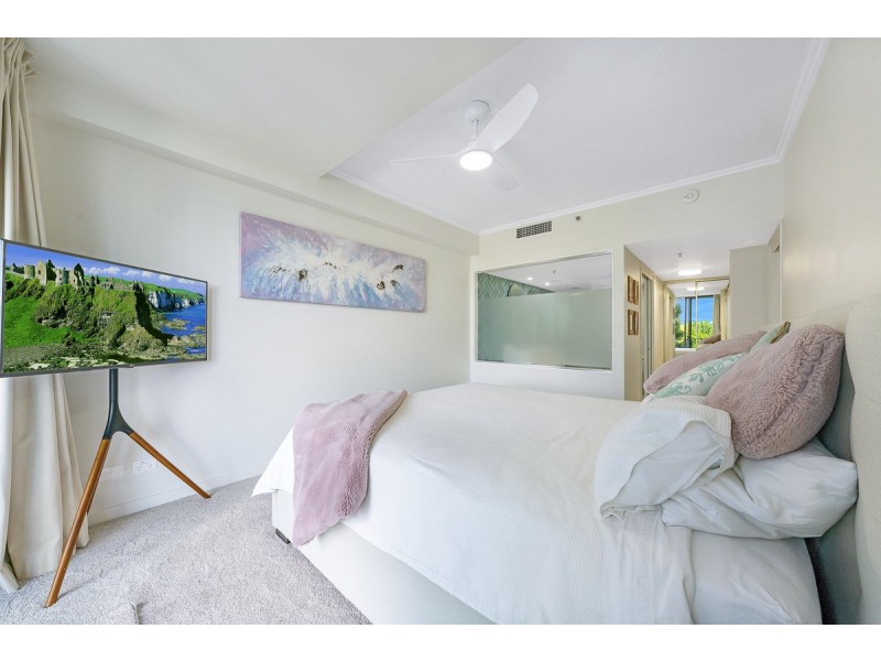 2313/33 T E Peters Drive, Broadbeach Waters QLD 4218