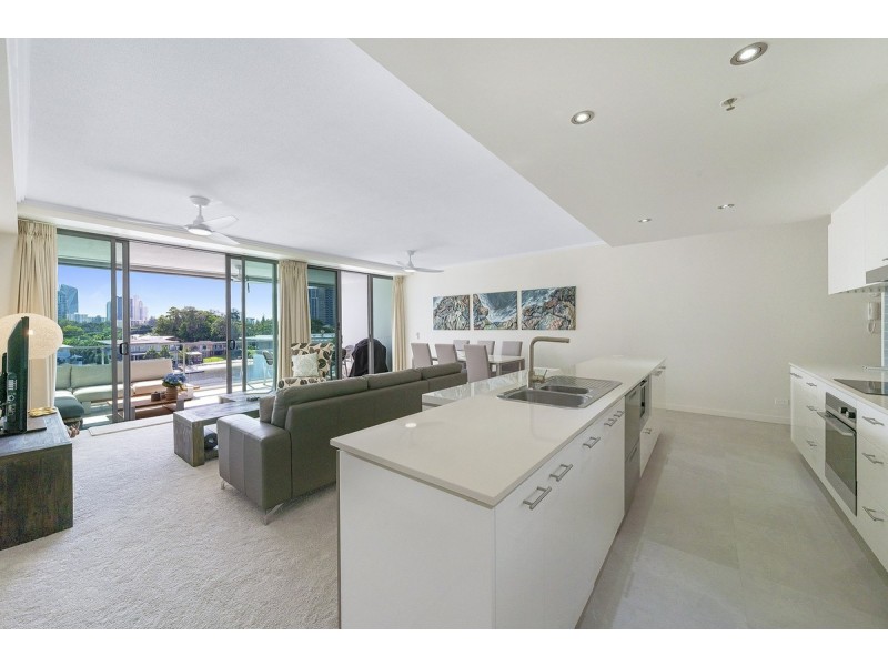 2313/33 T E Peters Drive, Broadbeach Waters QLD 4218