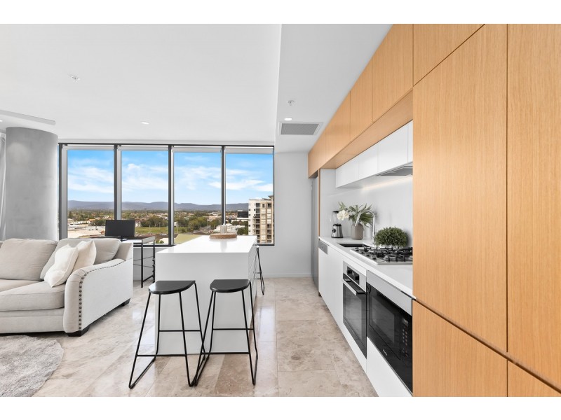 601/4-6 Alexandra Avenue, Broadbeach QLD 4218