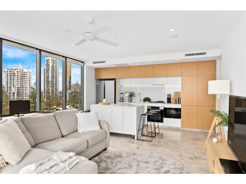 601/4-6 Alexandra Avenue, Broadbeach QLD 4218