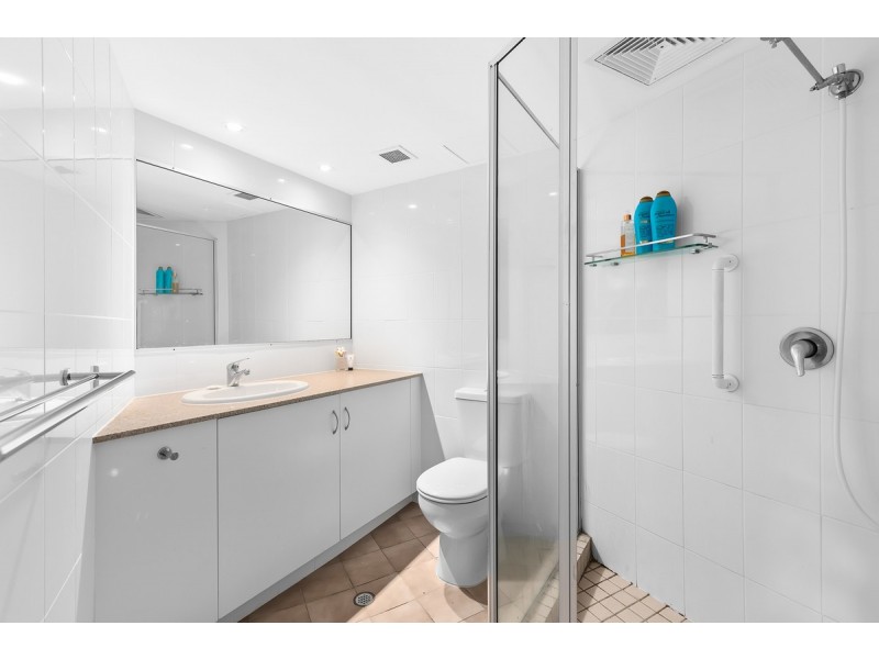 1G/18 Aubrey Street, Surfers Paradise QLD 4217