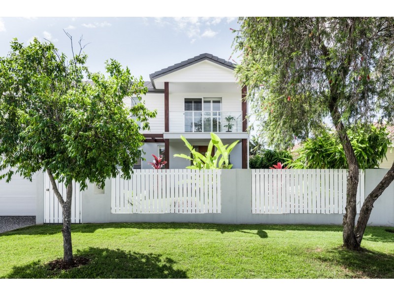 5 Seriema Street, Burleigh Waters QLD 4220