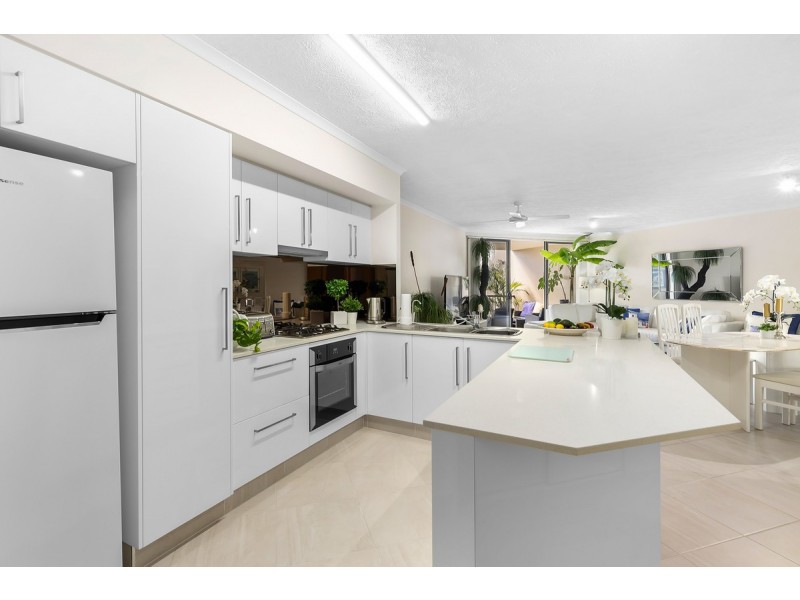 38/4 Park Avenue, Burleigh Heads QLD 4220