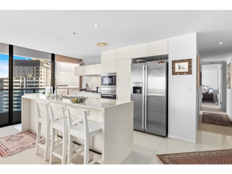 22507/21 Elizabeth Avenue, Broadbeach QLD 4218