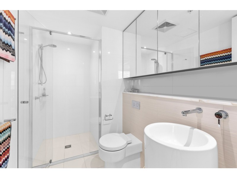 22507/21 Elizabeth Avenue, Broadbeach QLD 4218