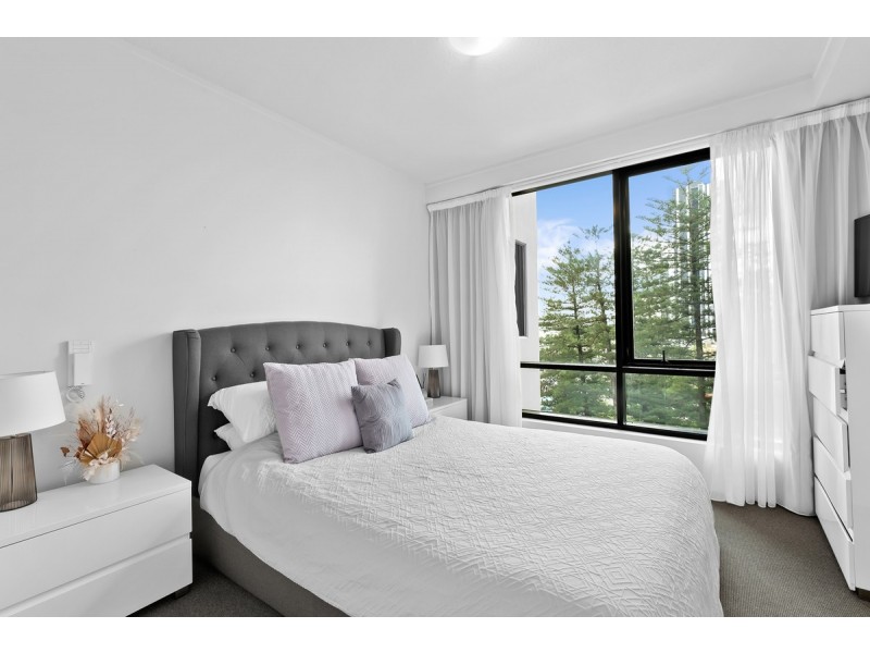 504/2685-2689 Gold Coast Highway, Broadbeach QLD 4218