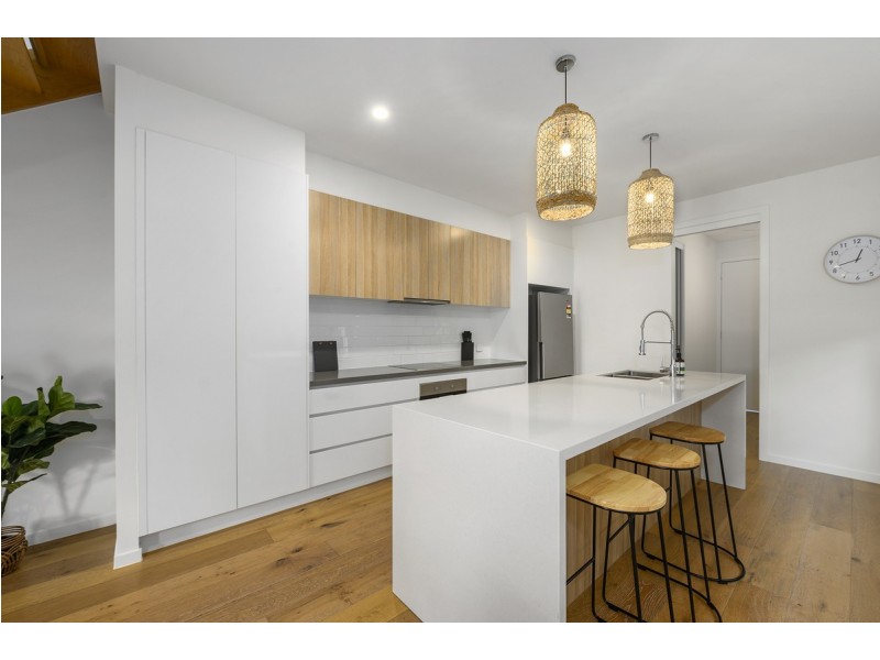 2/45 TwentySixth Avenue, Palm Beach QLD 4221