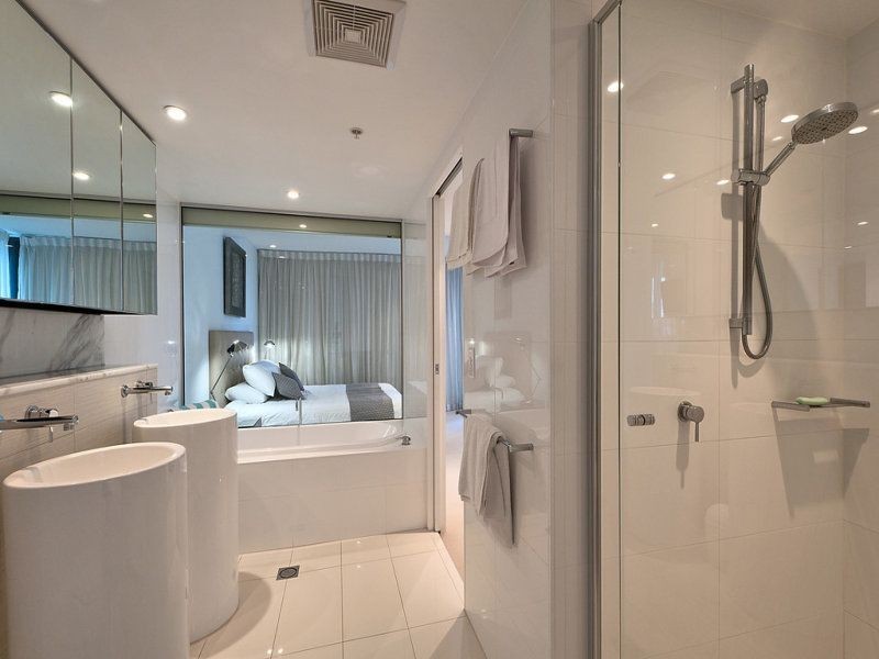 22505/4 Charles Avenue, Broadbeach QLD 4218
