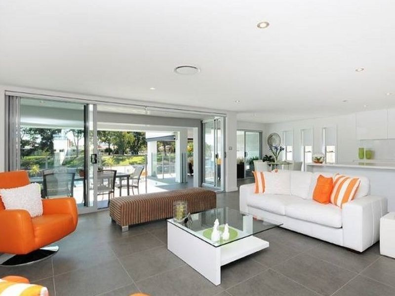 5 Kurrawa Avenue, Mermaid Beach QLD 4218