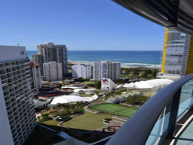 Mid Floor/4 Charles Avenue – Oracle, Broadbeach QLD 4218
