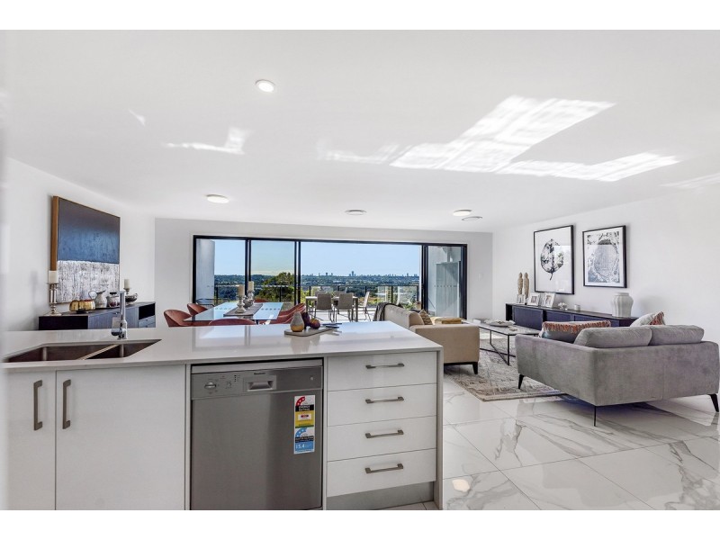 22/34 John Francis Drive, Carrara QLD 4211