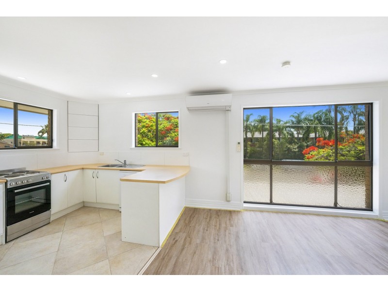 5/17 Huth Street, Labrador QLD 4215