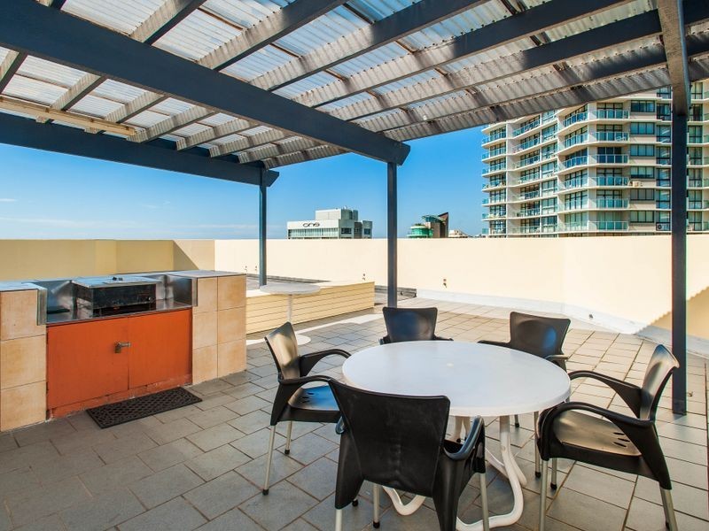 7/9 Laycock Street, Surfers Paradise QLD 4217