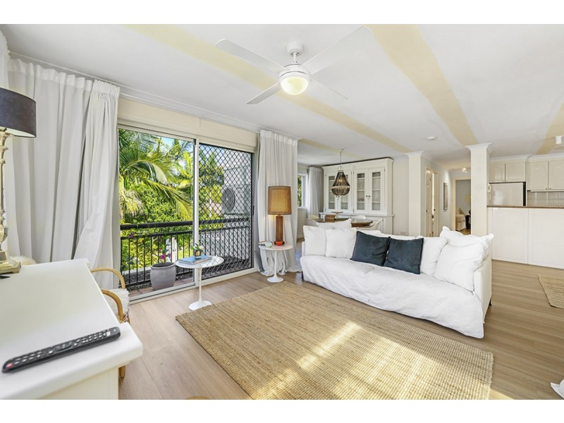 12/100 Cotlew Street East, Southport QLD 4215