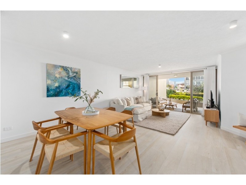 10/4 Park Avenue, Burleigh Heads QLD 4220