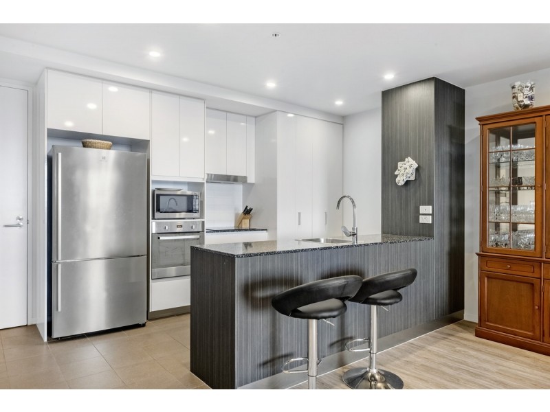 56/2729-2733 Gold Coast Highway, Broadbeach QLD 4218