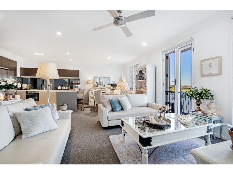 69/3030 The Boulevarde, Carrara QLD 4211