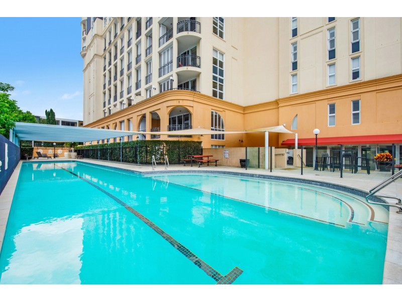 69/3030 The Boulevarde, Carrara QLD 4211