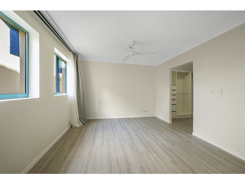 12/12 Monte Carlo, Broadbeach QLD 4218