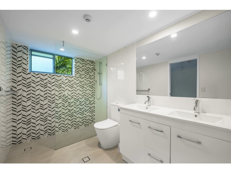 12/12 Monte Carlo, Broadbeach QLD 4218