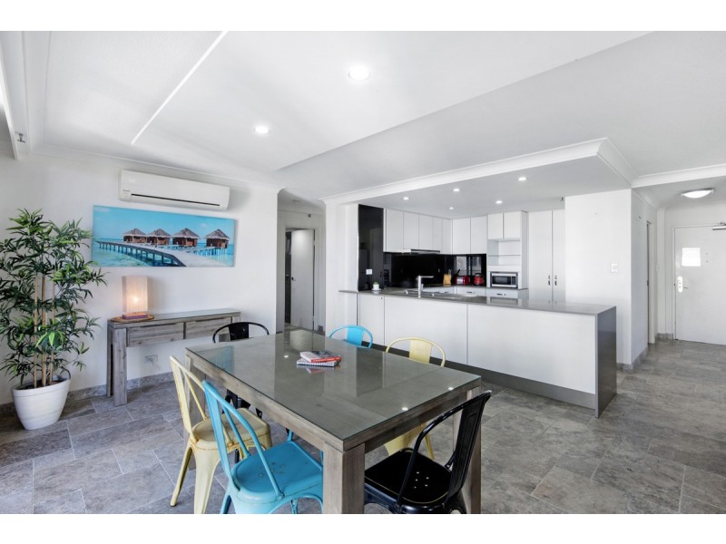 7E/1 Albert Avenue, Broadbeach QLD 4218