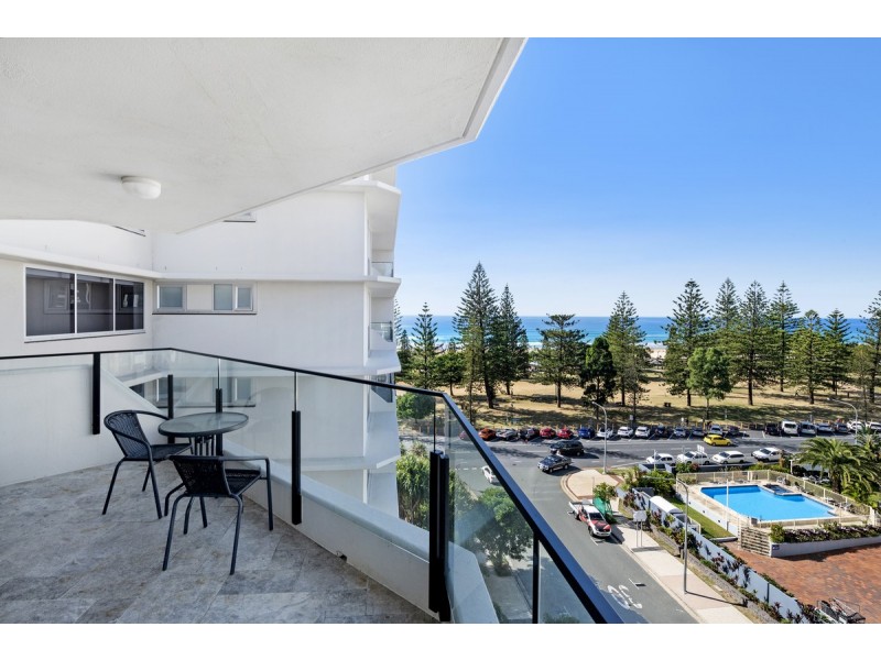7E/1 Albert Avenue, Broadbeach QLD 4218