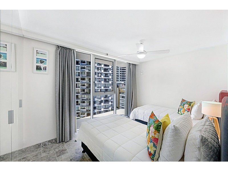 7E/1 Albert Avenue, Broadbeach QLD 4218