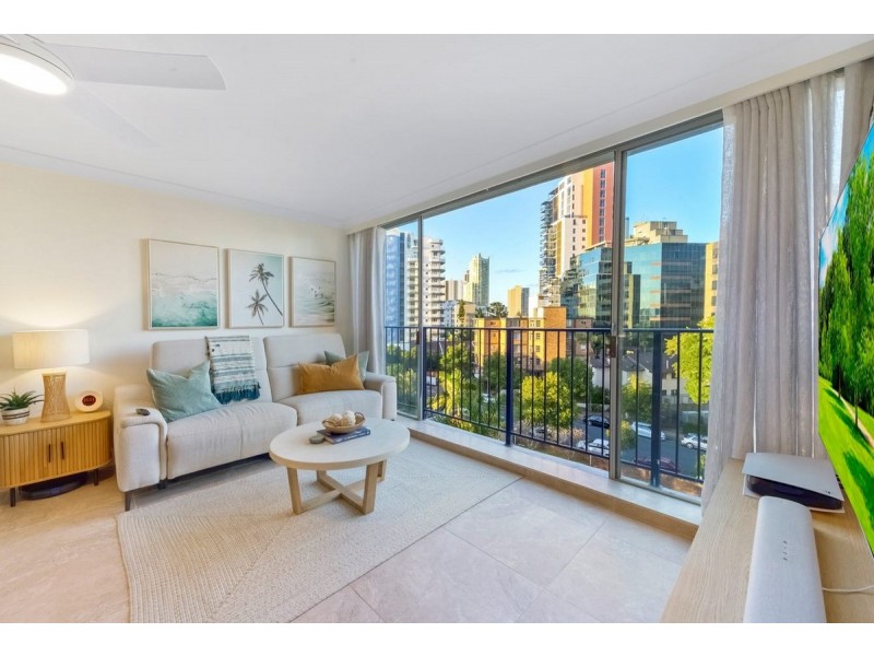 4b/2 Riverview Prd, Surfers Paradise QLD 4217