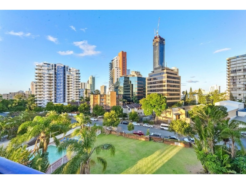 4b/2 Riverview Prd, Surfers Paradise QLD 4217